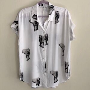 Jane & Delancey Women’s White Elephant Print Shirt Blouse